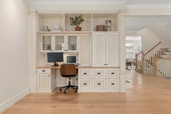 Blue Mountains, ON L9Y 0V1,156 Snowbridge WAY