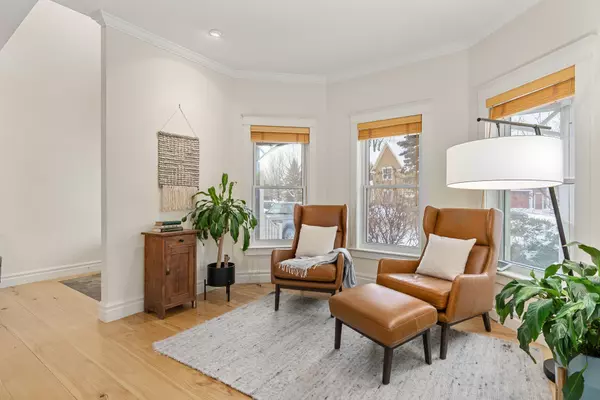 Blue Mountains, ON L9Y 0V1,156 Snowbridge WAY