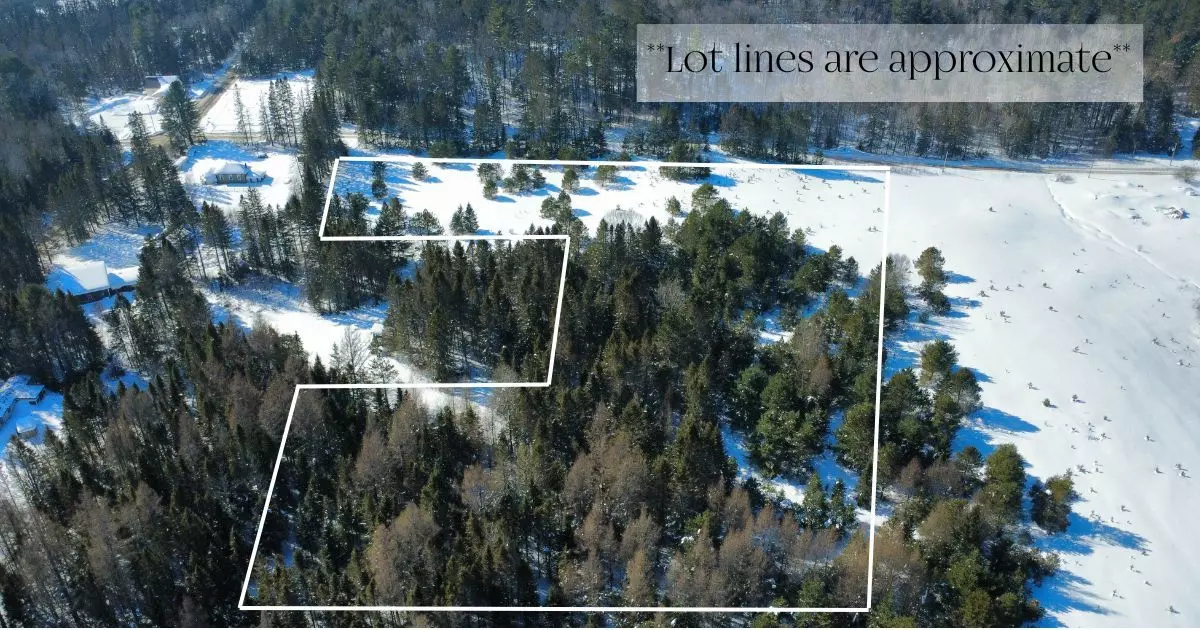 Armour, ON P0A 1C0,397 Relative RD