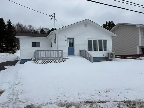 88 Main Street S, Glovertown, NL A0G2L0