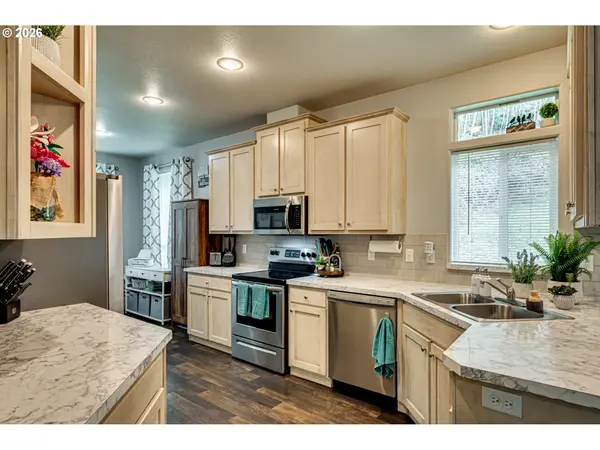 1020 HARMONY DR, Longview, WA 98632