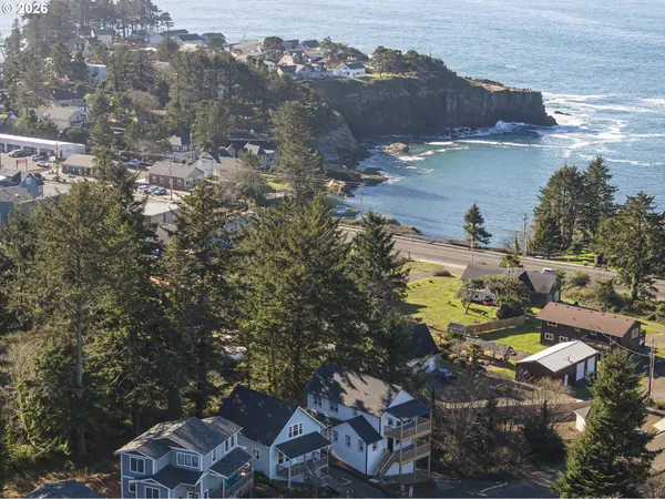 650 NE LILLIAN LN, Depoe Bay, OR 97341