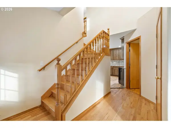 Troutdale, OR 97060,1027 SE STREBIN RD