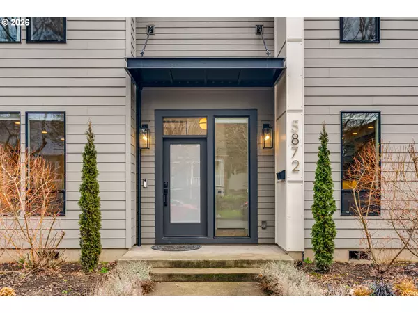 Portland, OR 97202,5872 SE 15TH AVE