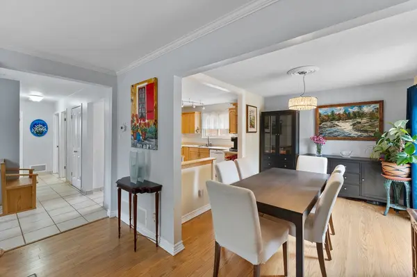 14 Lee AVE, Bradford West Gwillimbury, ON L3Z 1A9