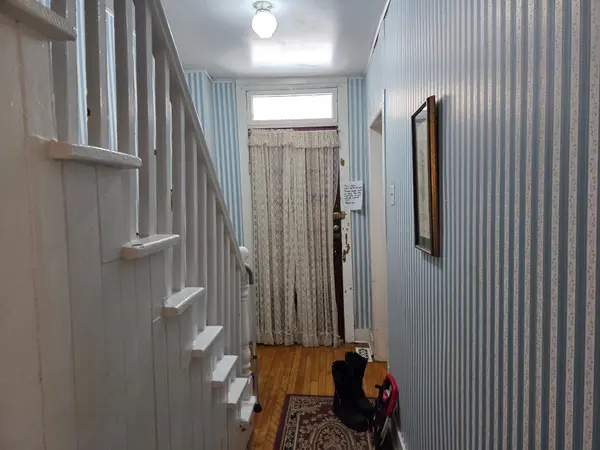 52 McDonald ST, Barrie, ON L4M 1P3