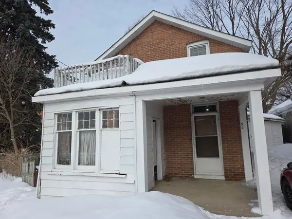 52 McDonald ST, Barrie, ON L4M 1P3
