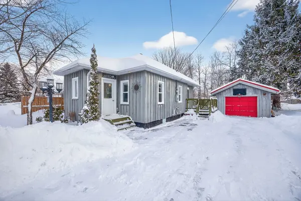 323 BELL ST, Tay, ON L0K 1R0