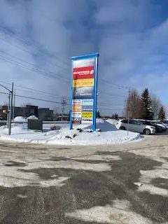 Barrie, ON L4N 4E7,649 Yonge ST #6