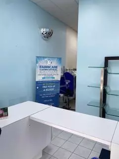 Barrie, ON L4N 4E7,649 Yonge ST #6