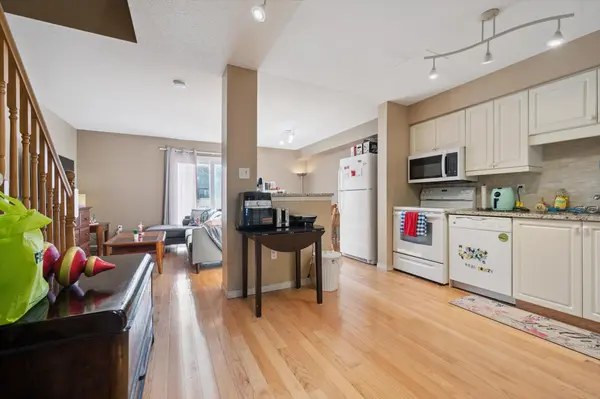 Guelph, ON N1G 5K6,124 Gosling GDNS #33