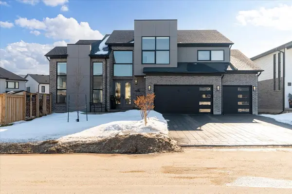 21 Locky LN, Middlesex Centre, ON N0L 1R0