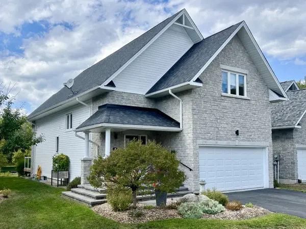 8 William James CT #28, Dysart Et Al, ON K0M 1S0