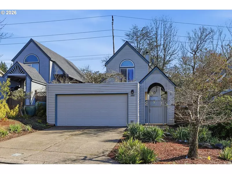 111 KINGSGATE RD, Lake Oswego, OR 97035