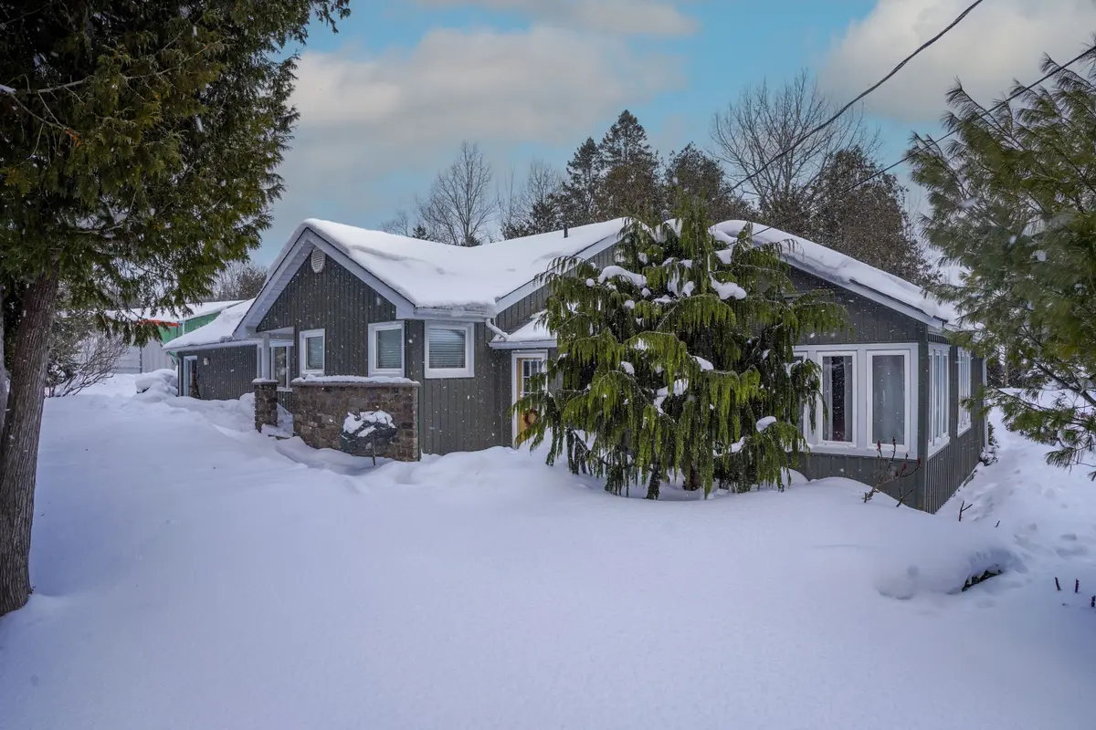 158 Stokes Bay RD, Northern Bruce Peninsula, ON N0H 1W0
