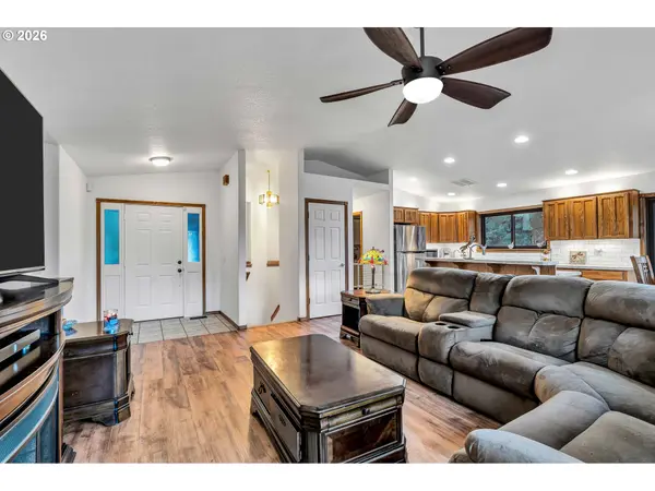 45723 SW SADDLEBACK DR, Gaston, OR 97119