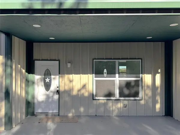 530 Lois Circle, Granbury, TX 76049