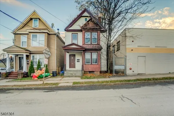 81 Holmes St, Belleville Twp., NJ 07109