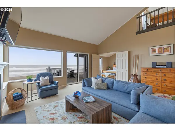 Depoe Bay, OR 97341,4175 N HIGHWAY 101 #D-2