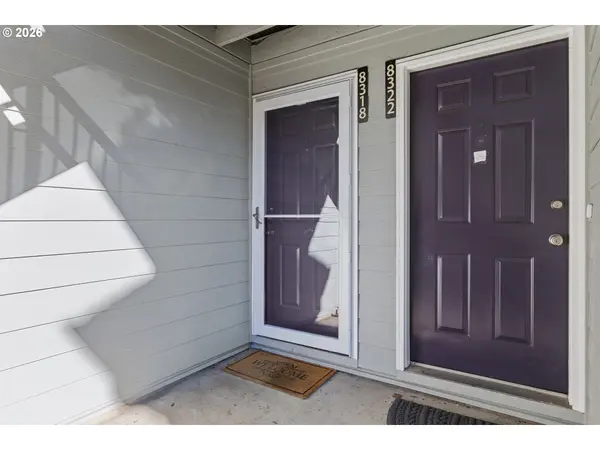 8318 SW MOHAWK ST, Tualatin, OR 97062