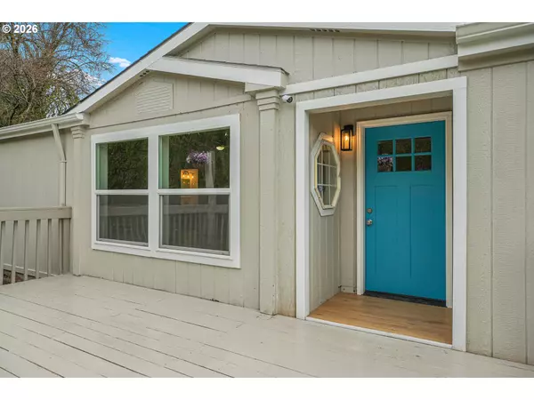 Dundee, OR 97115,625 SW 9TH ST ##2