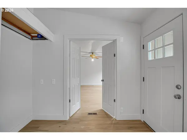 625 SW 9TH ST ##2, Dundee, OR 97115