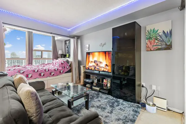 705 King ST W #1707, Toronto C01, ON M5V 2W8