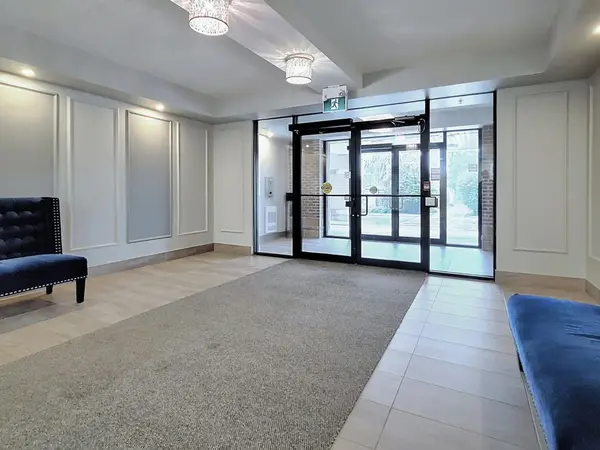 481 Rupert AVE #2119, Whitchurch-stouffville, ON L4A 1Y7