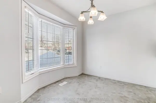 70 CHAPMAN CT #63, London North, ON N6G 4Z9