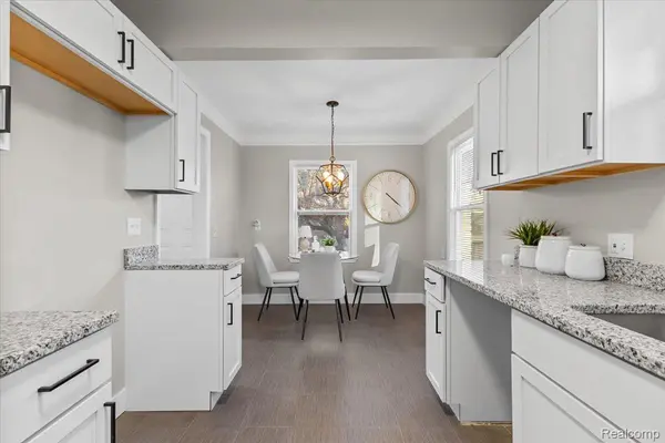 16221 SANTA ROSA DR, Detroit, MI 48221