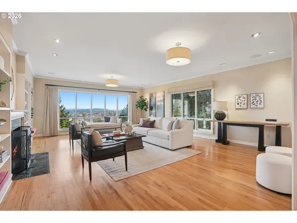 1776 SW MONTGOMERY DR, Portland, OR 97201