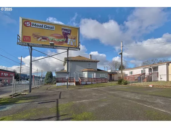 Portland, OR 97216,8523 SE STARK ST