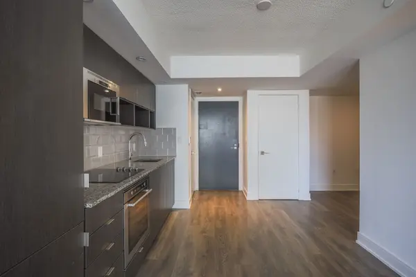 89 McGill ST #1904, Toronto C08, ON M5B 0B1