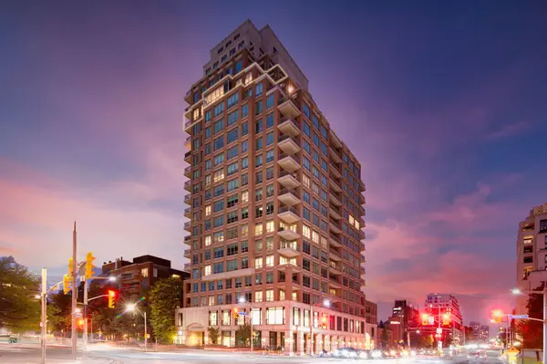 155 St Clair AVE W #1701, Toronto C02, ON M4V 0A1