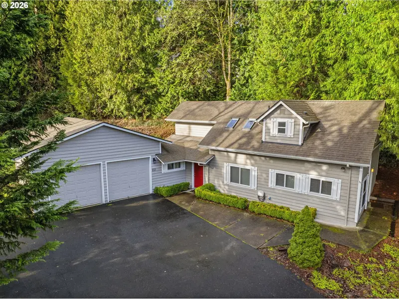 133 W BEACON HILL DR, Longview, WA 98632