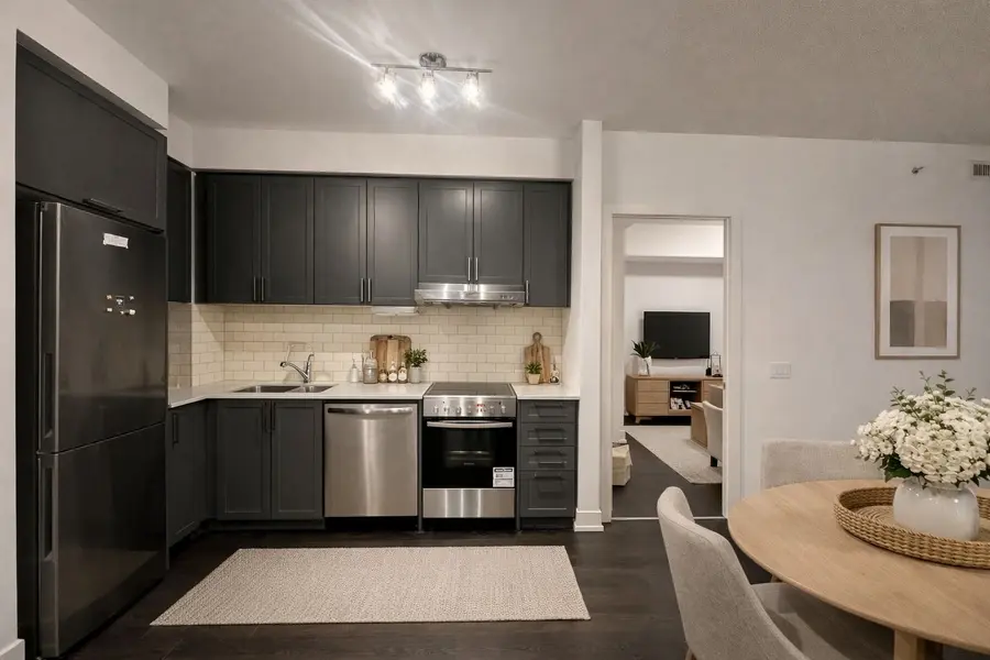 278 Buchanan DR #203E, Markham, ON L3R 9S3