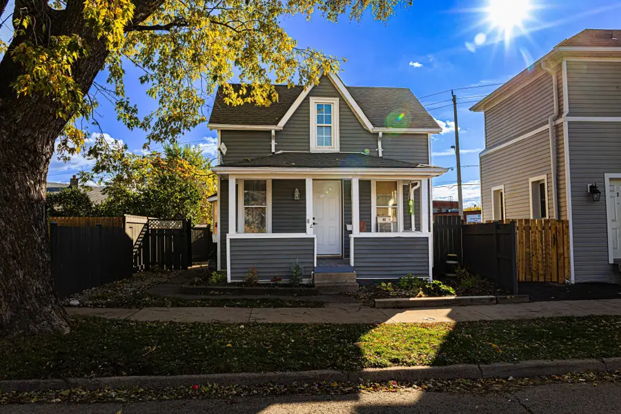 82 Page ST, St. Catharines, ON L2R 4A9