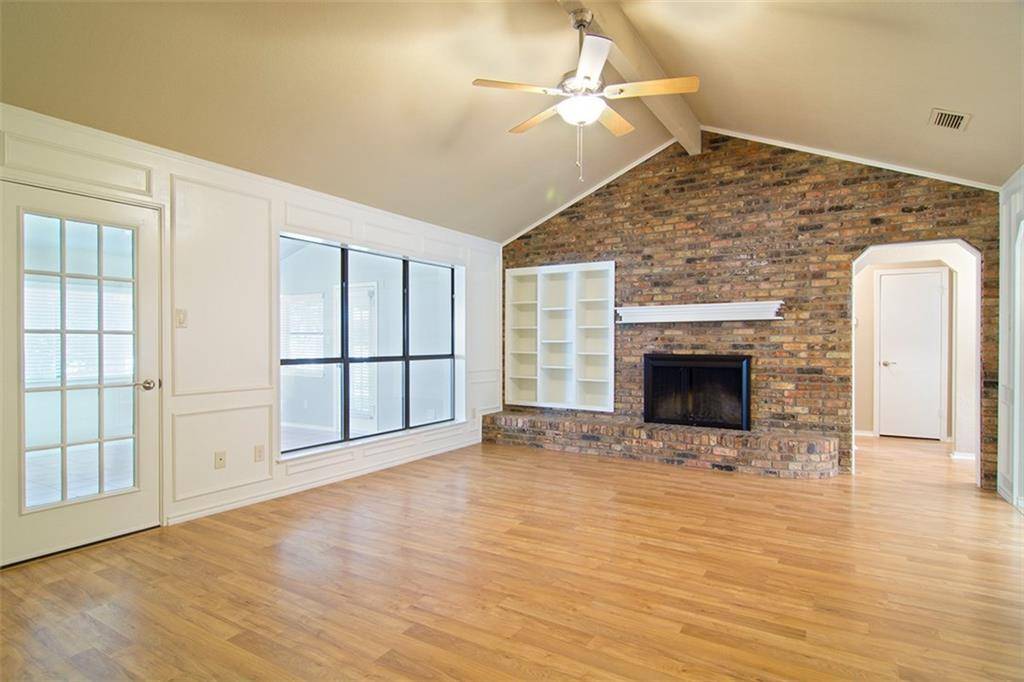 120 Marseille Drive, Hurst, TX 76054