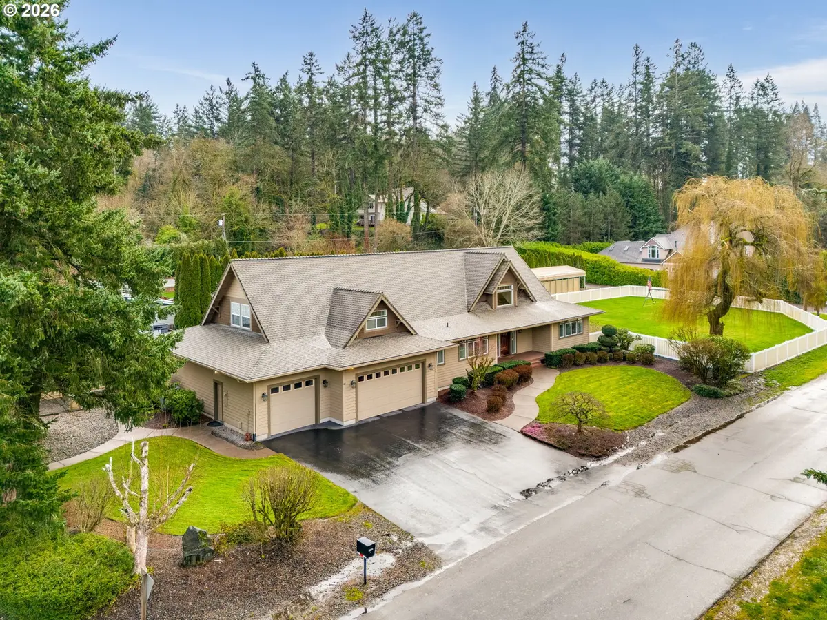 23708 1ST ST NE, Aurora, OR 97002