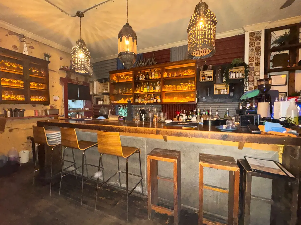 942 Queen ST W, Toronto C01, ON M6J 1G8