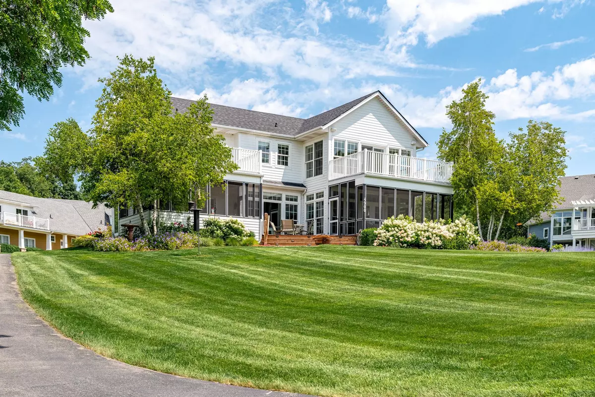 Fort Erie, ON L0S 1B0,4900 South Shore RD