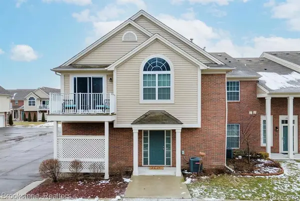 28346 Adler Park DR #246, Chesterfield Township, MI 48051