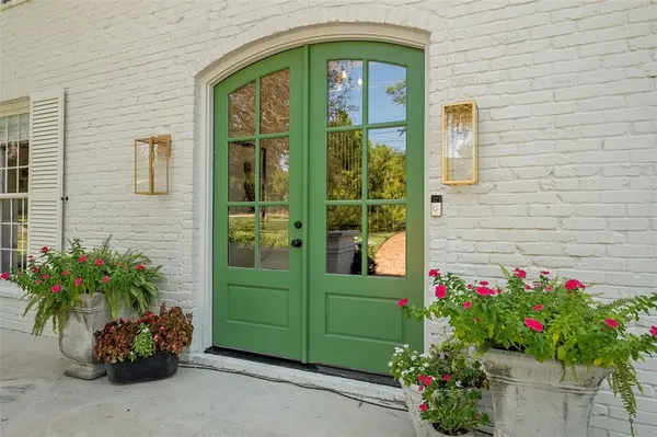 6710 Fish Pond Road, Waco, TX 76710