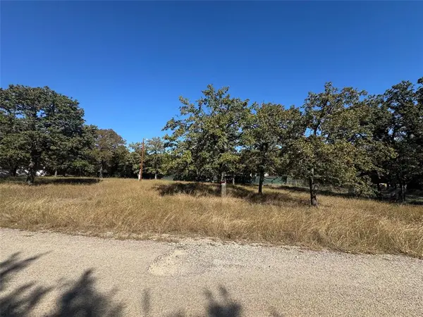 4004 Missouri Trail, Granbury, TX 76048