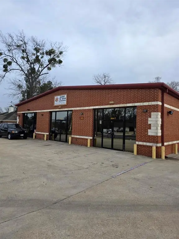 500 E Tyler Street, Athens, TX 75751