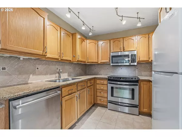 Longview, WA 98632,133 W BEACON HILL DR