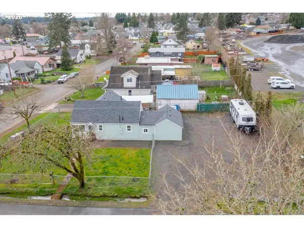 809 SW ASH ST, Dallas, OR 97338