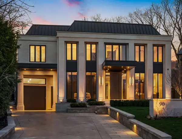 90 Arjay CRES, Toronto C12, ON M2L 1C7