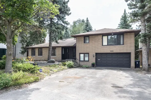 5 Stratheden RD, Toronto C12, ON M4N 1E2