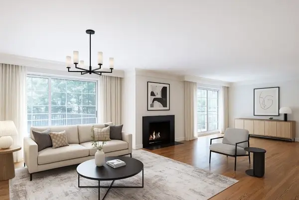 5 Stratheden RD, Toronto C12, ON M4N 1E2